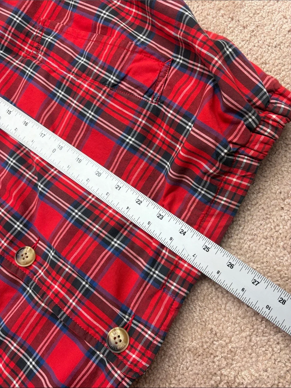 Tommy Hilfiger Men’s VTG 90s/Y2K Red Tartan Plaid Quilt-Lined Shirt Jacket. L/G